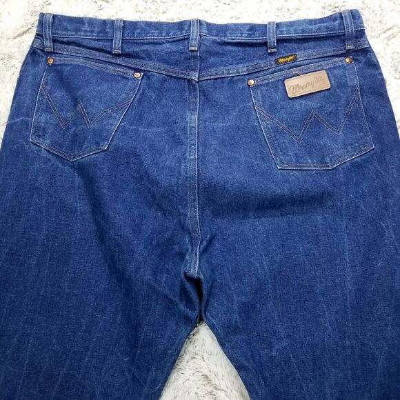 Wrangler Jeans Mens 42×36 Blue Regular Straight Dark Wash Denim - Picture 4 of 11